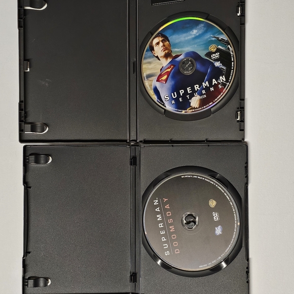 Superman Returns Widescreen Edition & Superman Doomsday Animated DVD Movies - Picture 3 of 3